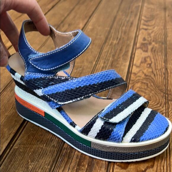 Women’s L’Artiste Spring Step platform Sandals blue - Picture 1 of 7